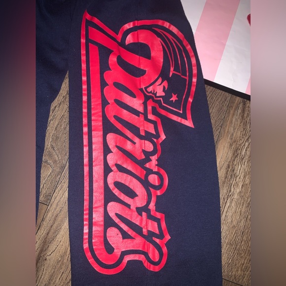 VS PINK HTF Discontinued NFL Line New England Patriots Set. Size XS/M. - Picture 11 of 13